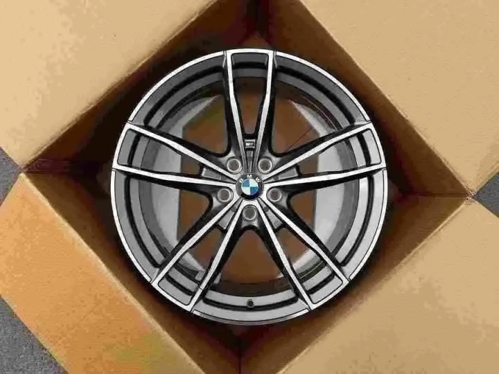 XCD-1242 Forged Wheel for BMW design detail
