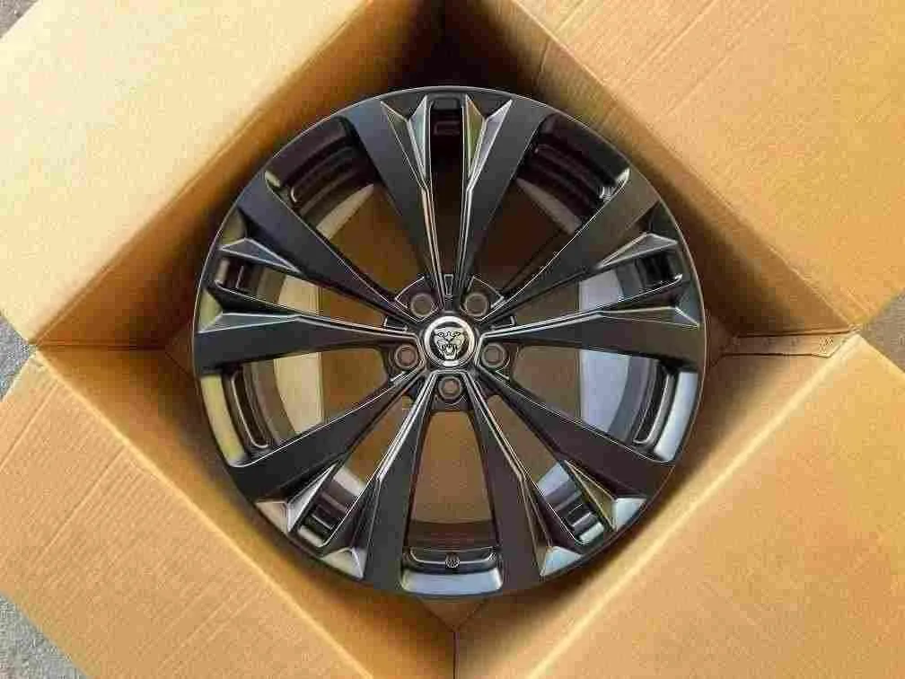 XCD-1805 Forged Wheel for Jaguar design detail