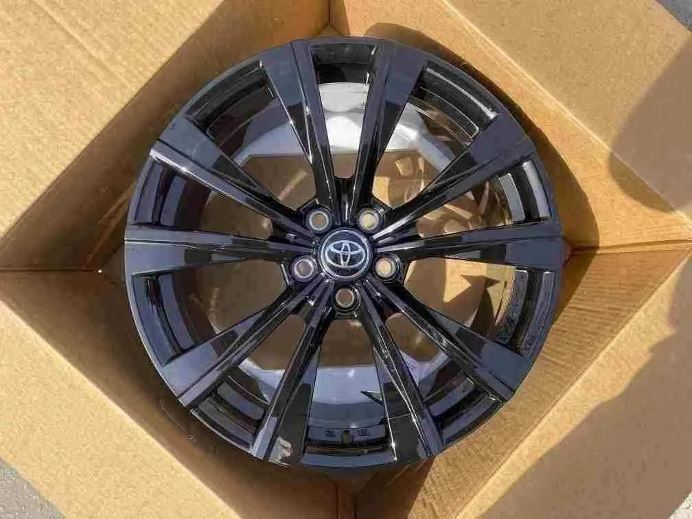 XCD-1932 Forged Wheel for Toyota design detail