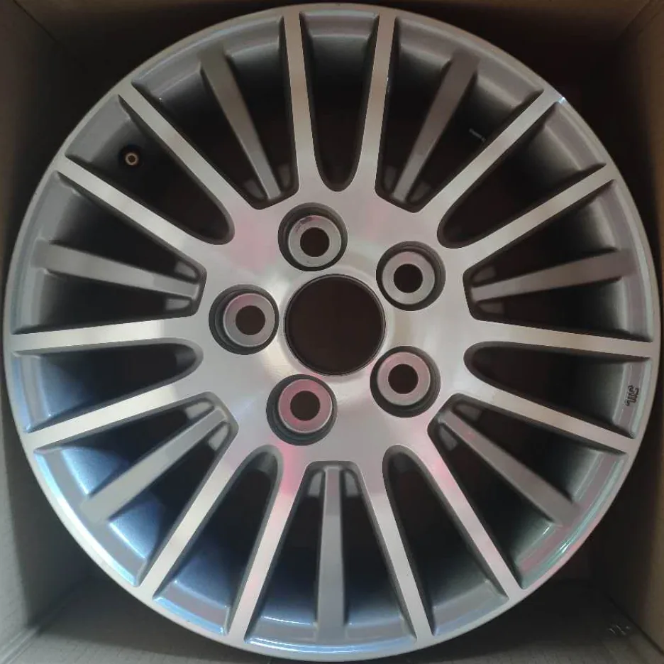 XCD-JT5177-5 Cast Alloy Wheel (OEM Style) design detail